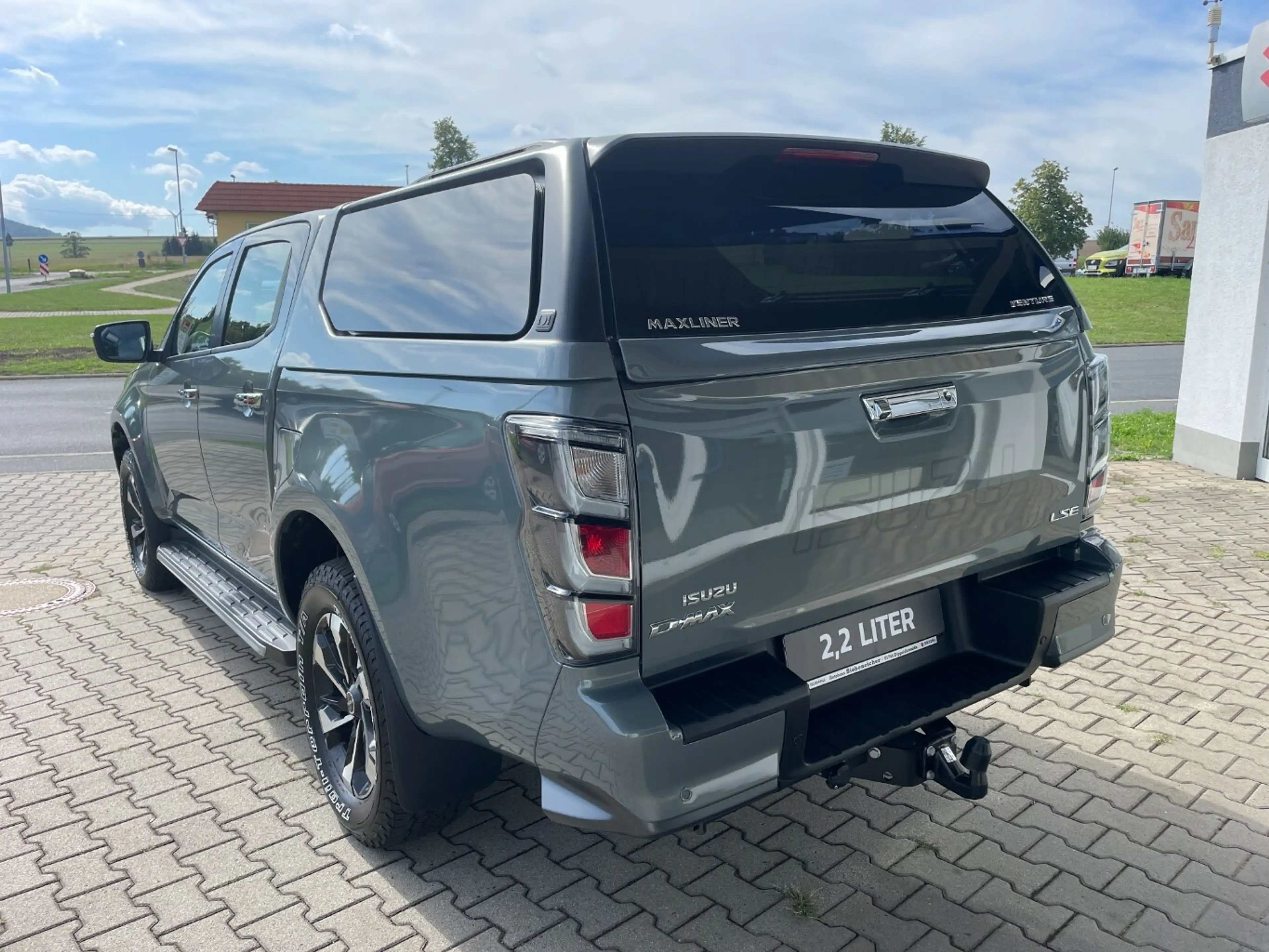 Isuzu D-Max 2.2d*Doka*4WD*LSE*LED*PTC*Hardtop — photo 6
