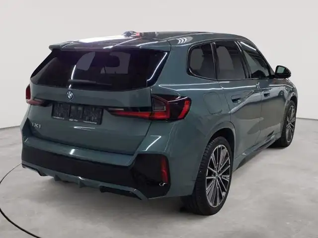 BMW Ix1 view 4
