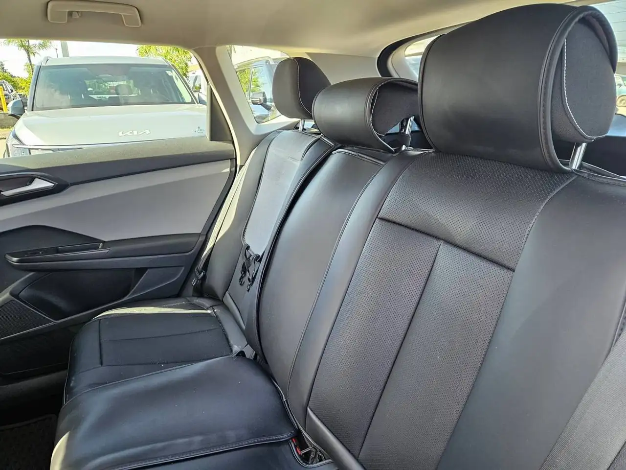 Volkswagen Taos снимка Volkswagen Taos