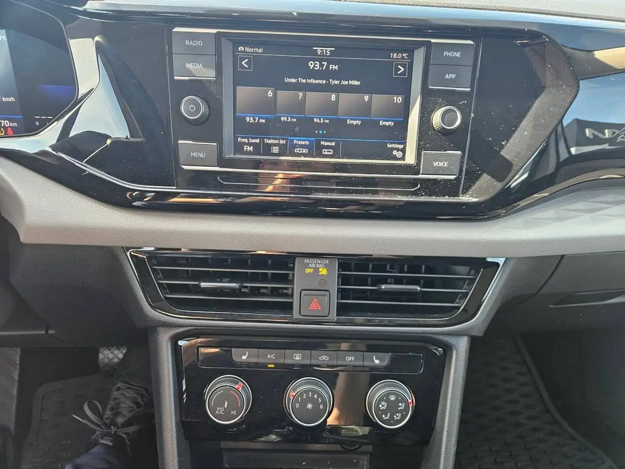Volkswagen Taos снимка Volkswagen Taos