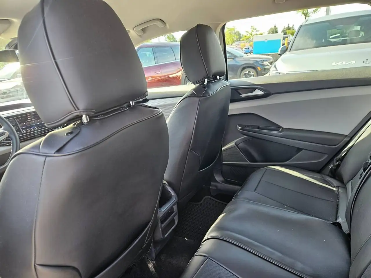 Volkswagen Taos снимка Volkswagen Taos
