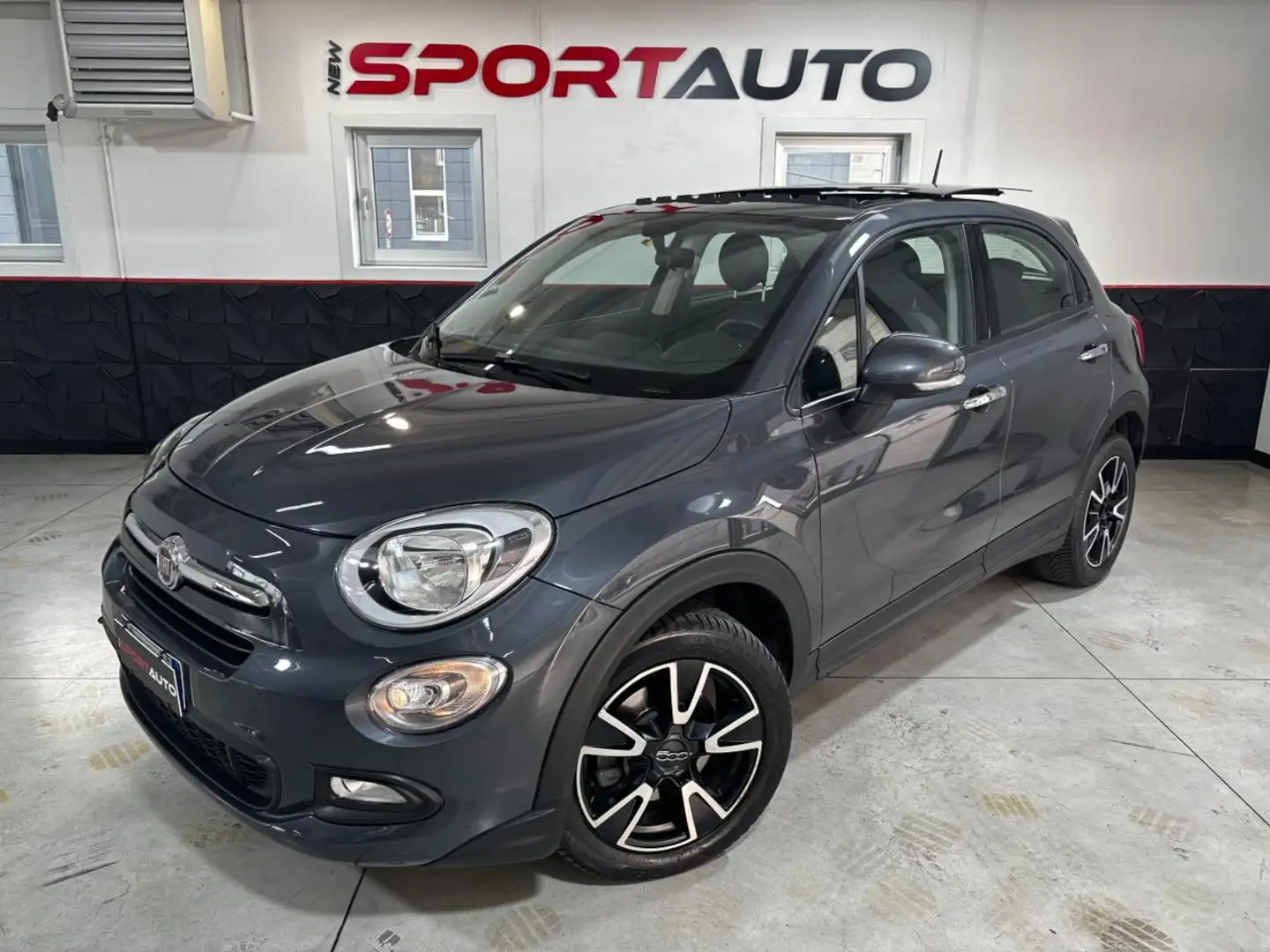 Fiat 500X 1.6 MultiJet 120 CV DCT POP STAR Grijs - 1