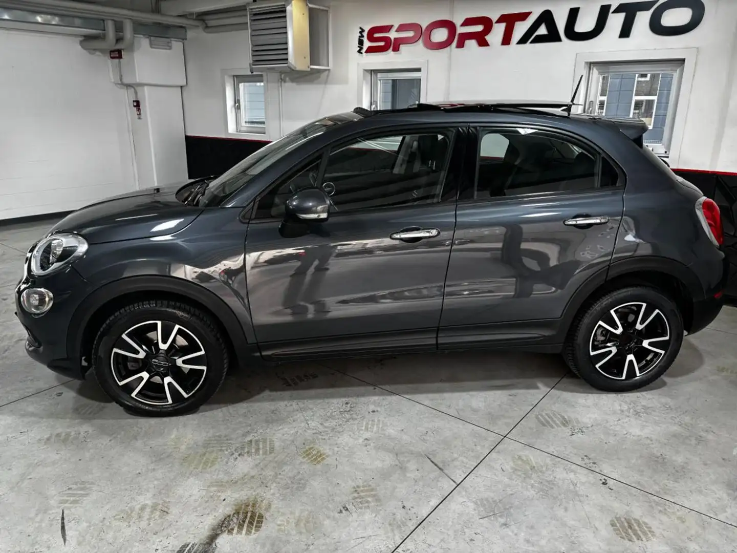 Fiat 500X 1.6 MultiJet 120 CV DCT POP STAR Grijs - 2