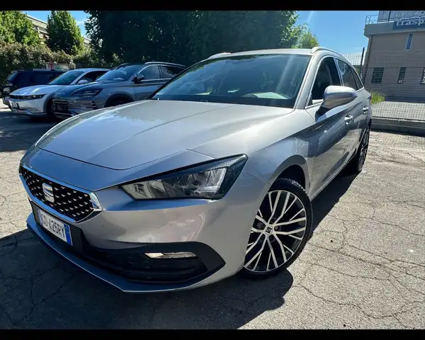 SEAT Leon 4ª serie Sportstourer 1.5 eTSI 150 CV DSG Xcellence