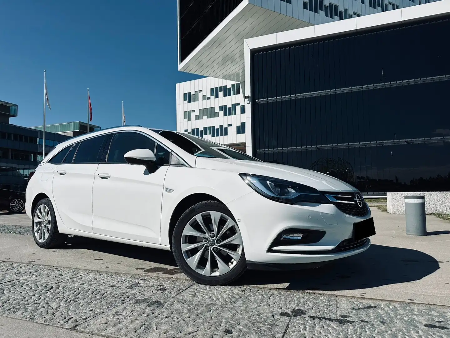 Opel Astra Astra 5p 1.6 twinport Club easytronic Blanc - 2