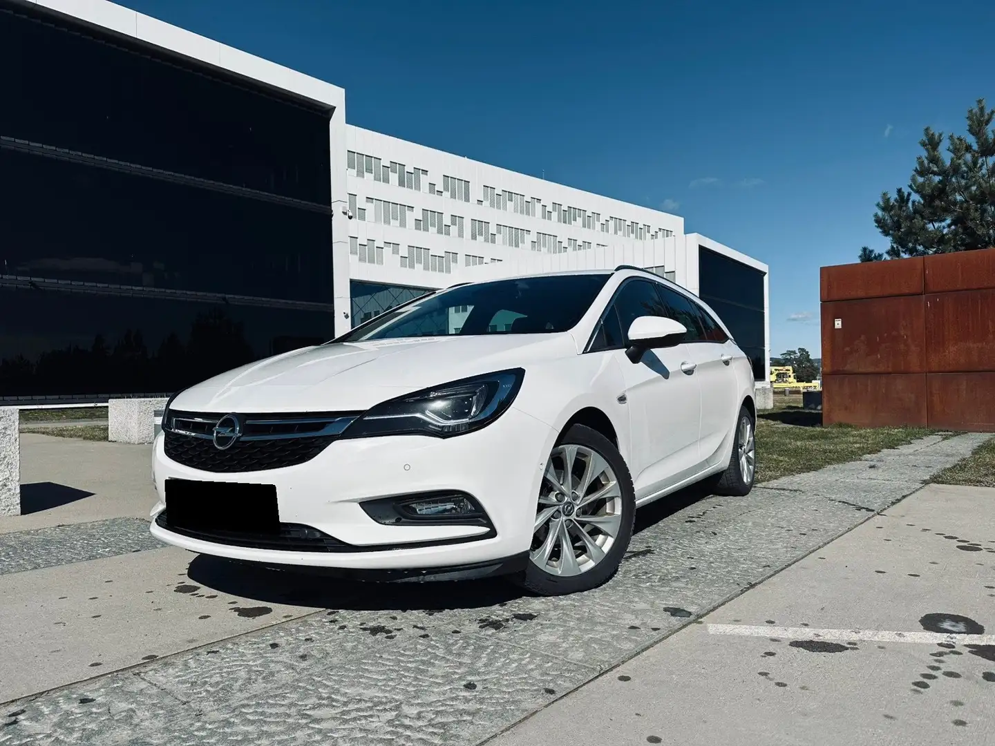 Opel Astra Astra 5p 1.6 twinport Club easytronic Blanc - 1
