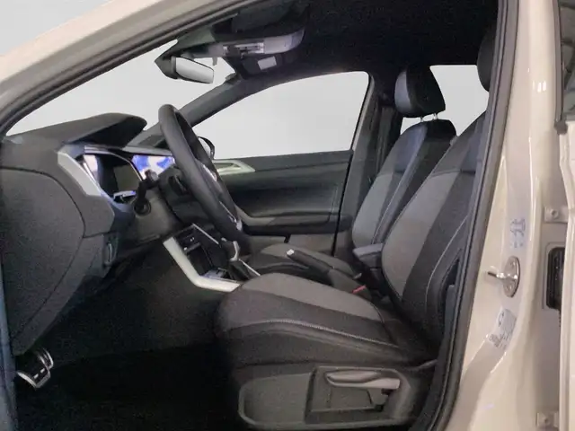 Volkswagen Taigo view 4