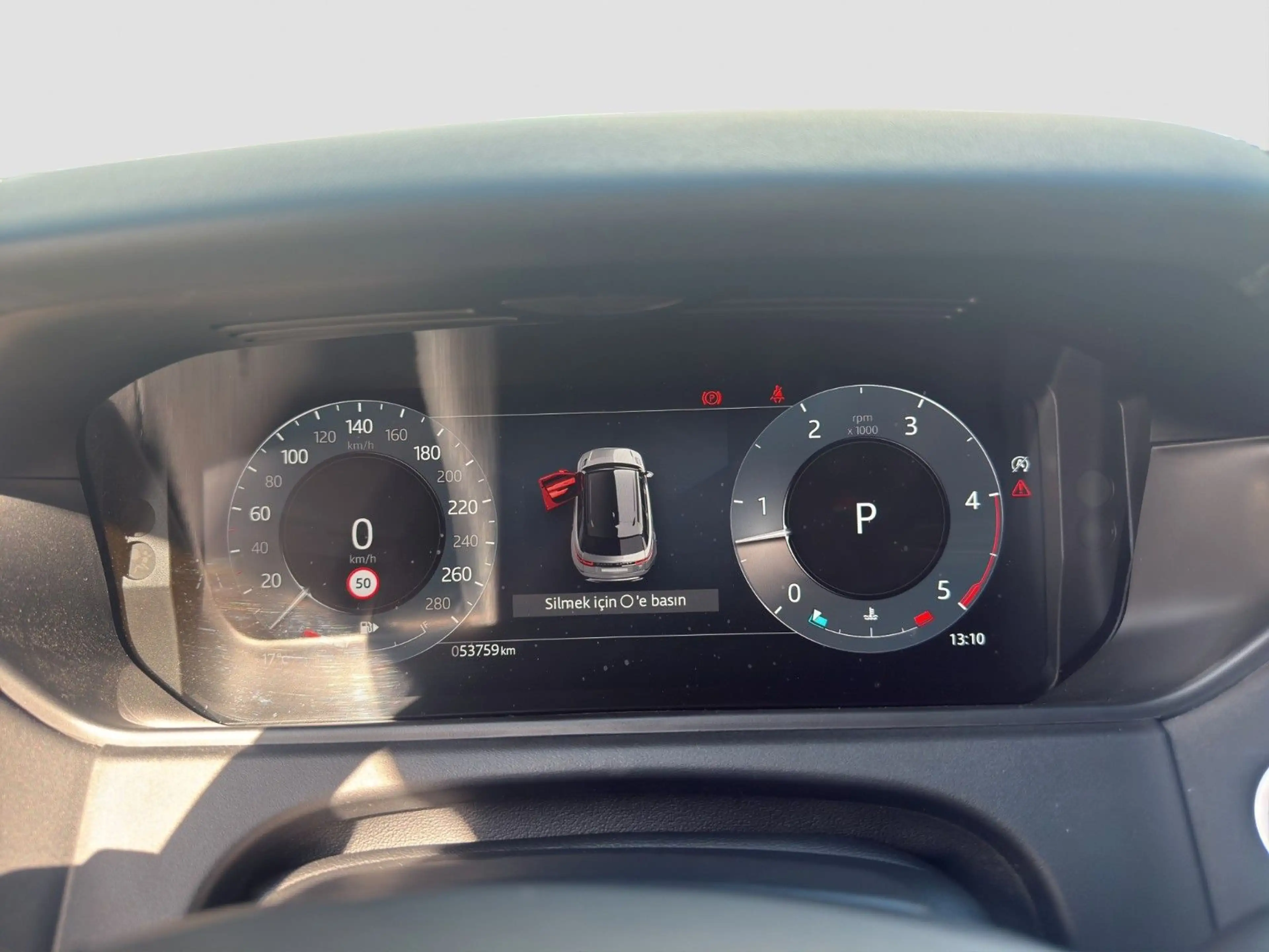 Land Rover Range Rover Velar DYNAMIC SE AWD *PANO*HUD*LED* — photo 13