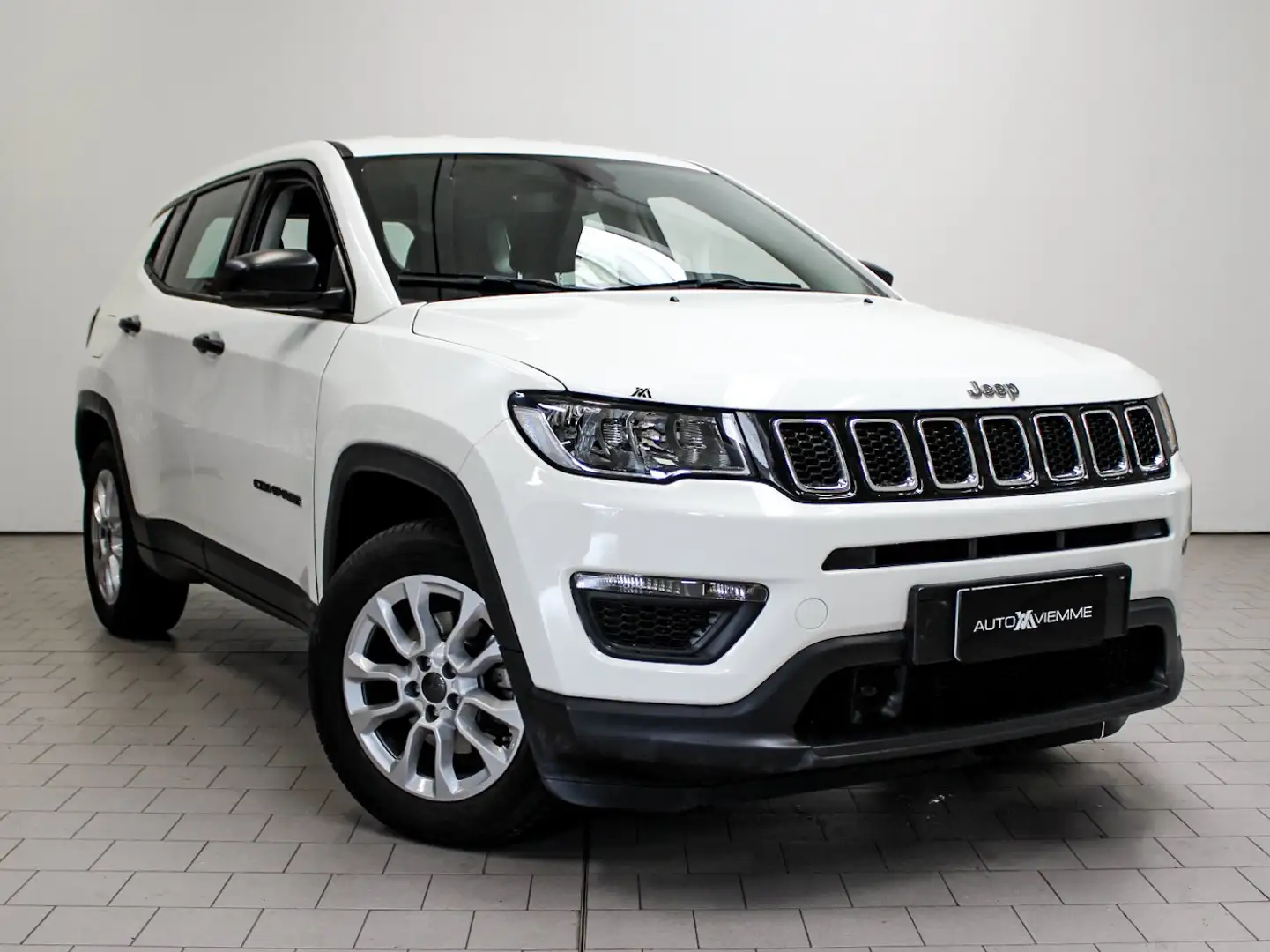 Jeep Compass 1.4 m-air Sport 2wd 140cv my19 Bianco - 1