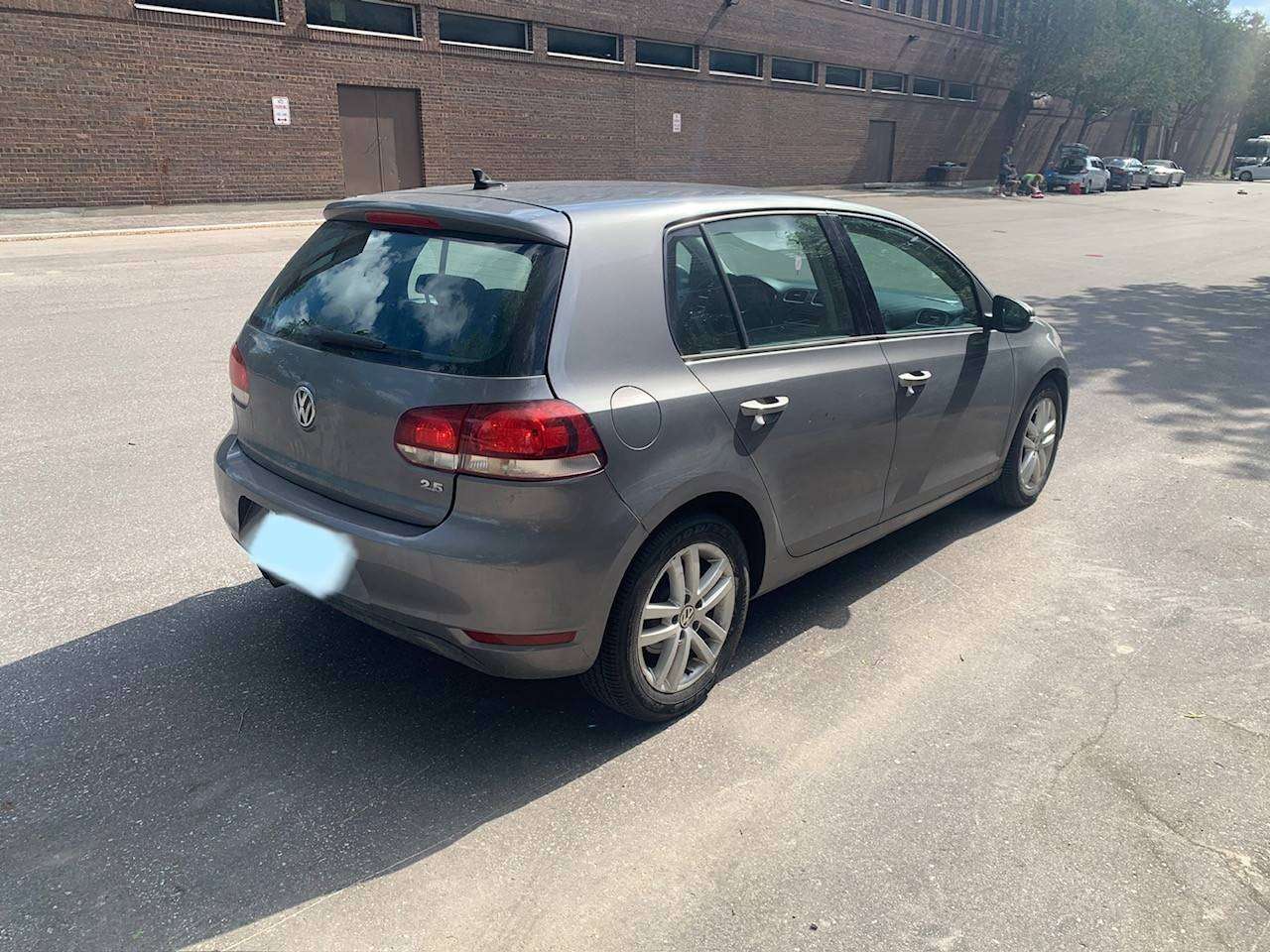 2010 Volkswagen Golf Highline thumb 7
