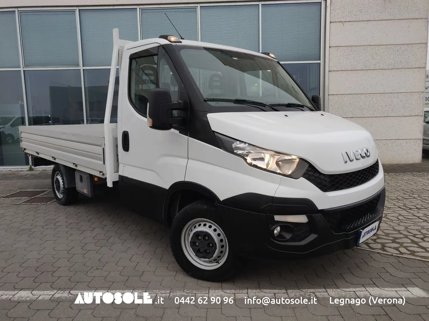 Iveco Daily Class 35S13 Autocarro N1 Blanc - 1