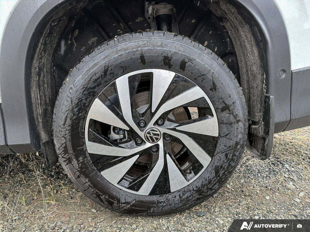 used 2025 Volkswagen Tiguan car, priced at $34,049