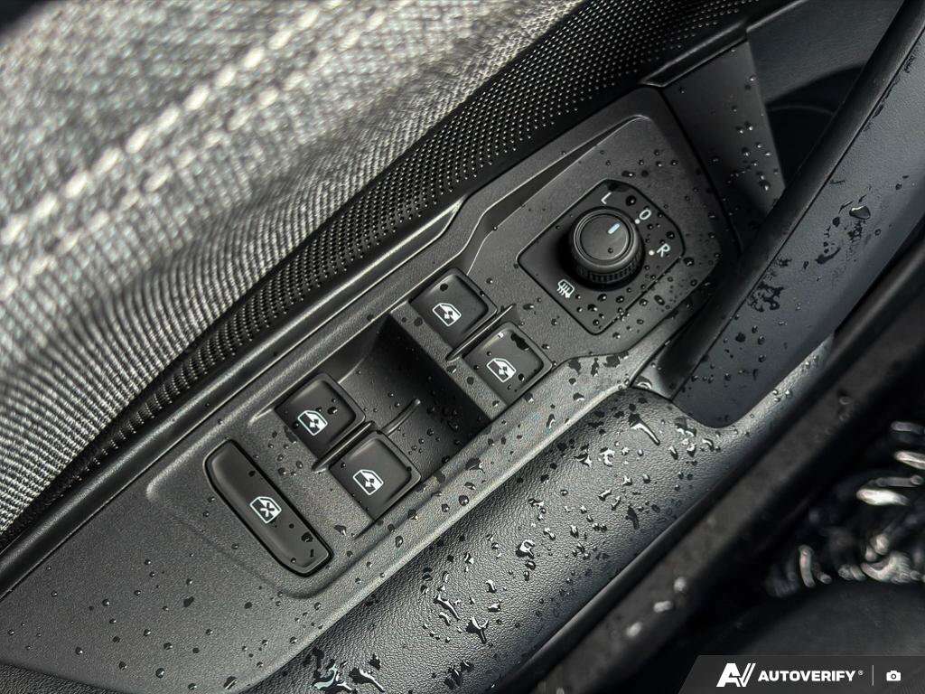 used 2025 Volkswagen Tiguan car, priced at $34,049