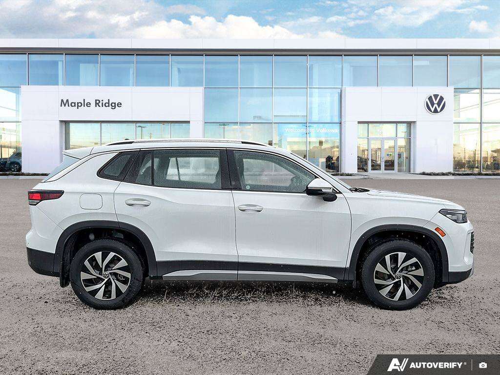 used 2025 Volkswagen Tiguan car, priced at $34,049