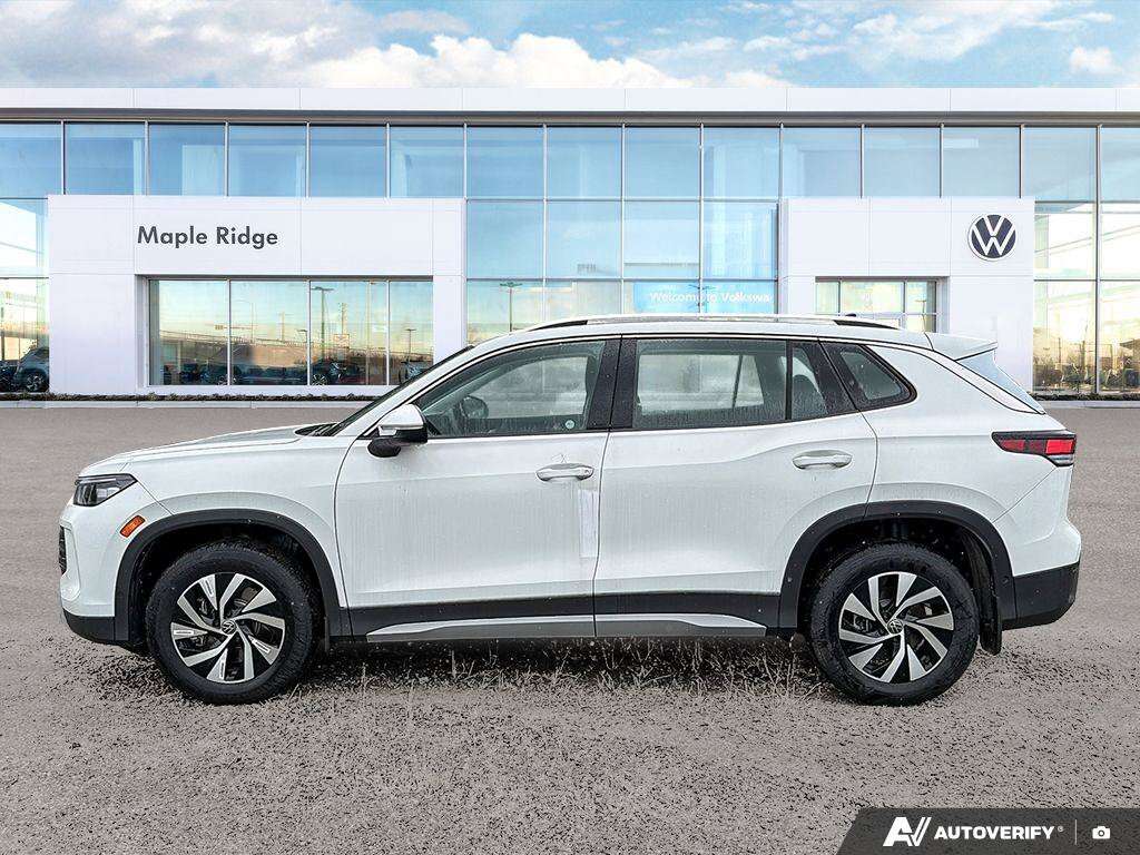 used 2025 Volkswagen Tiguan car, priced at $34,049
