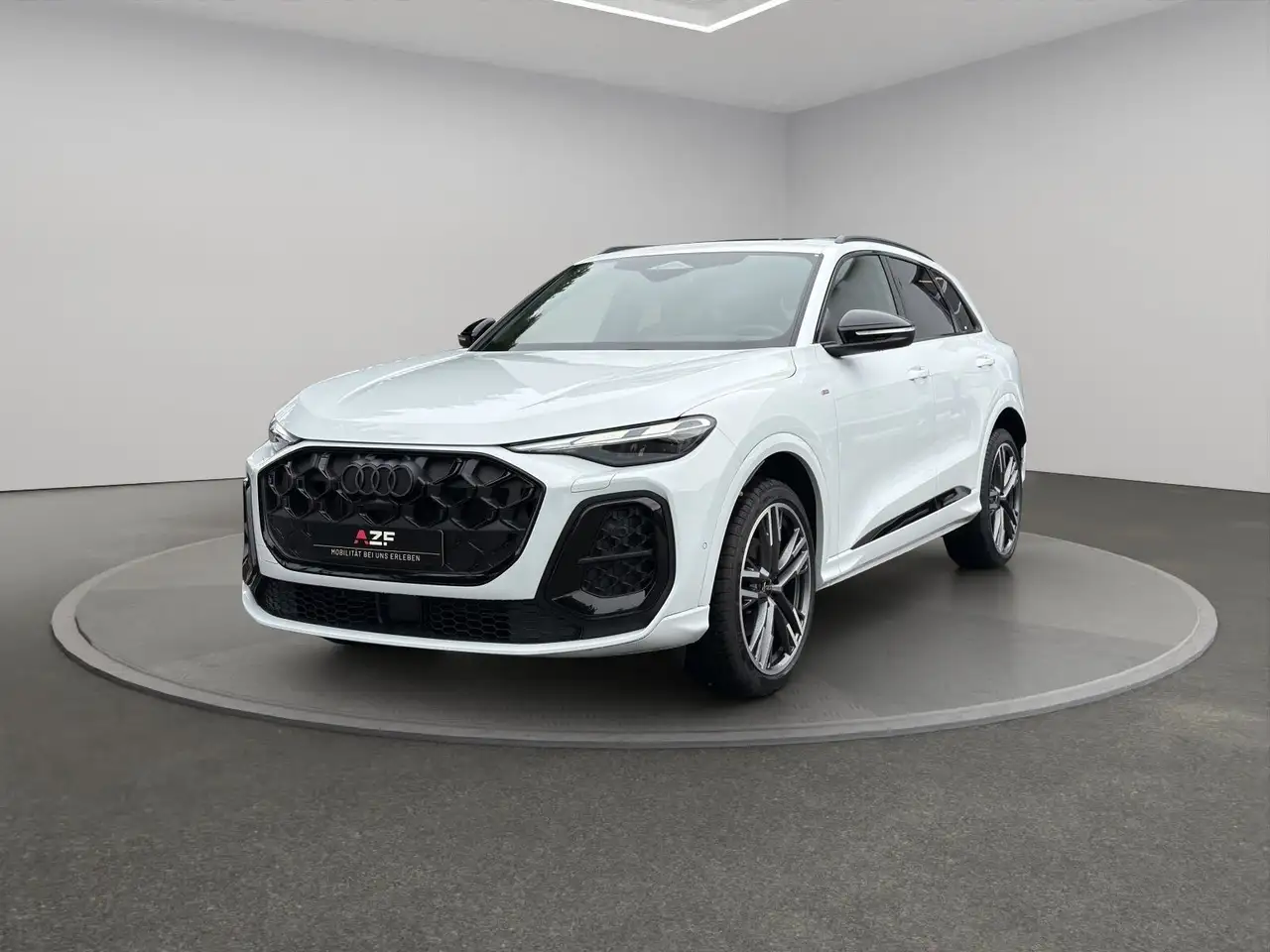 Audi Q5 SUV TFSI quattro S tronic+S LINE+PANO+AHK 2