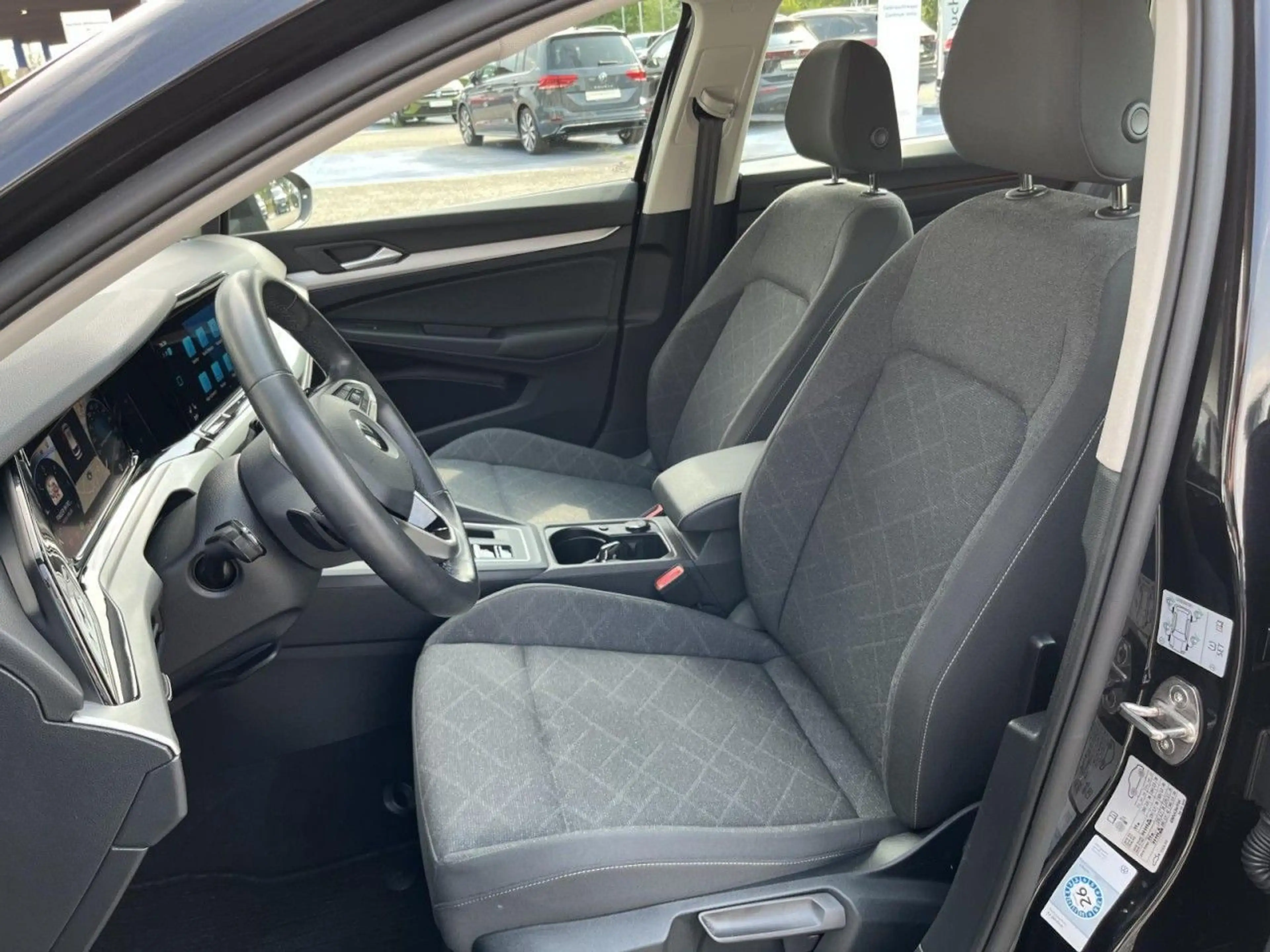 Volkswagen Golf Variant Golf VIII Variant 2,0 TDI DSG Life (LED+Sitzhzg. — photo 9
