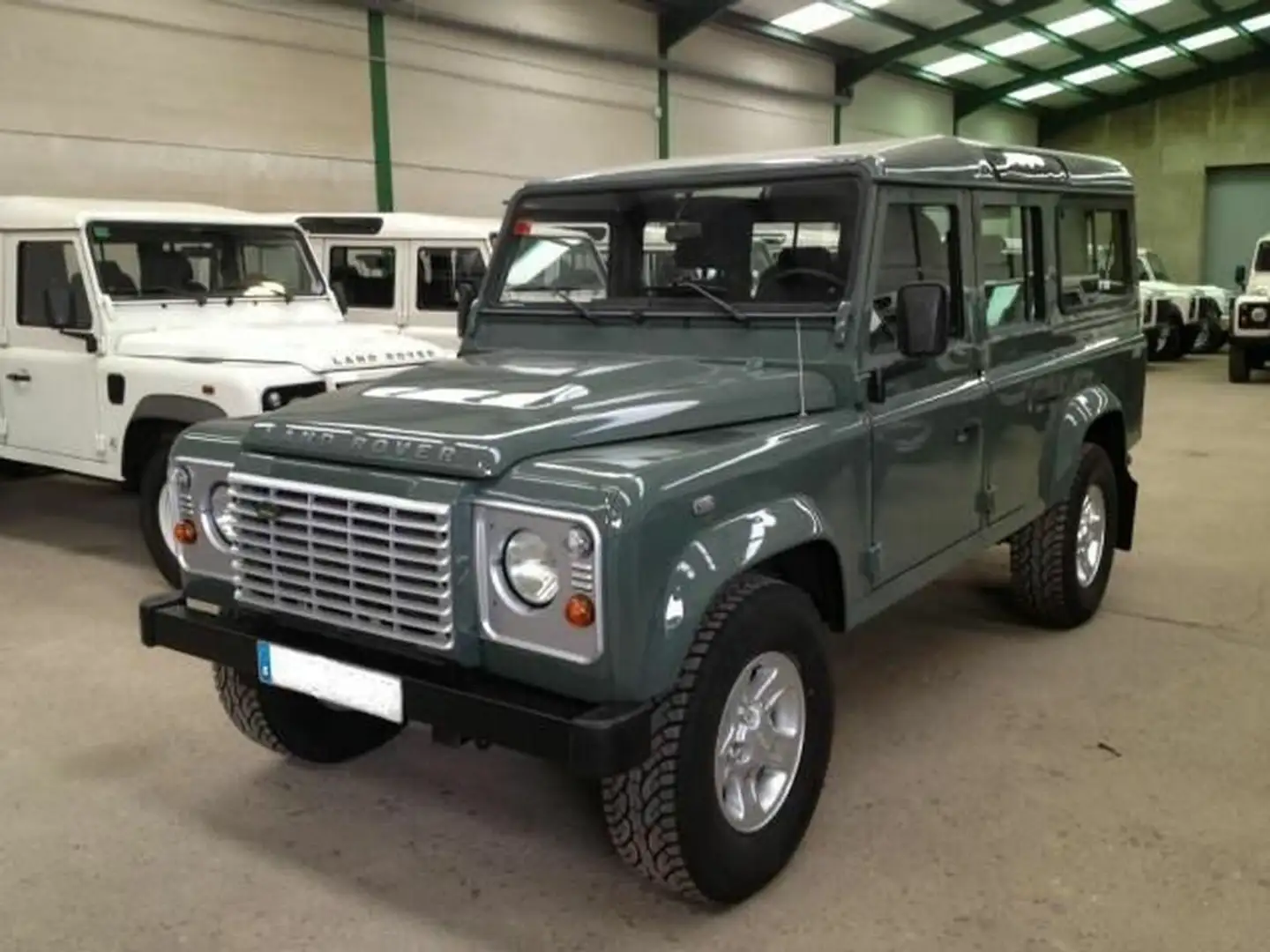 Land Rover Defender 110 SW E Verde - 2
