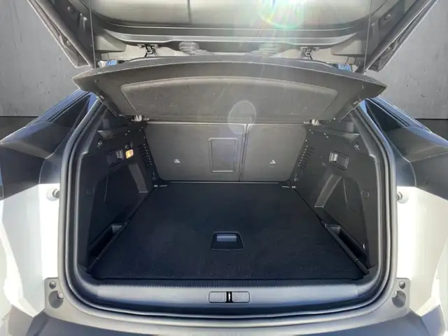 Peugeot 3008 view 7