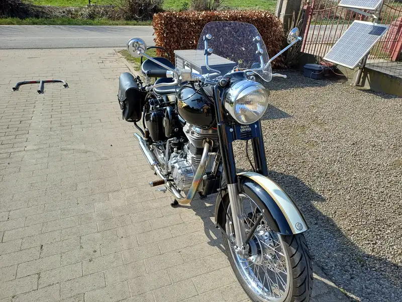 Royal Enfield Classic - foto 4