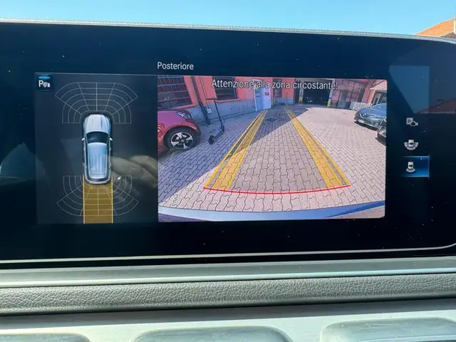 Mercedes-Benz Gle view 10