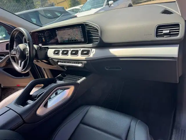 Mercedes-Benz Gle view 15