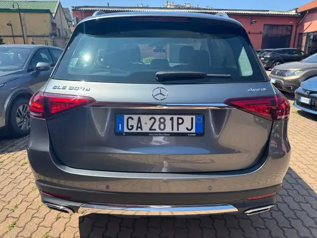 Mercedes-Benz Gle view 6