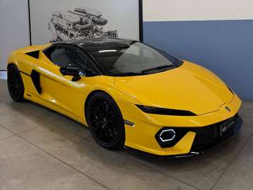 4.0 V8 hpev