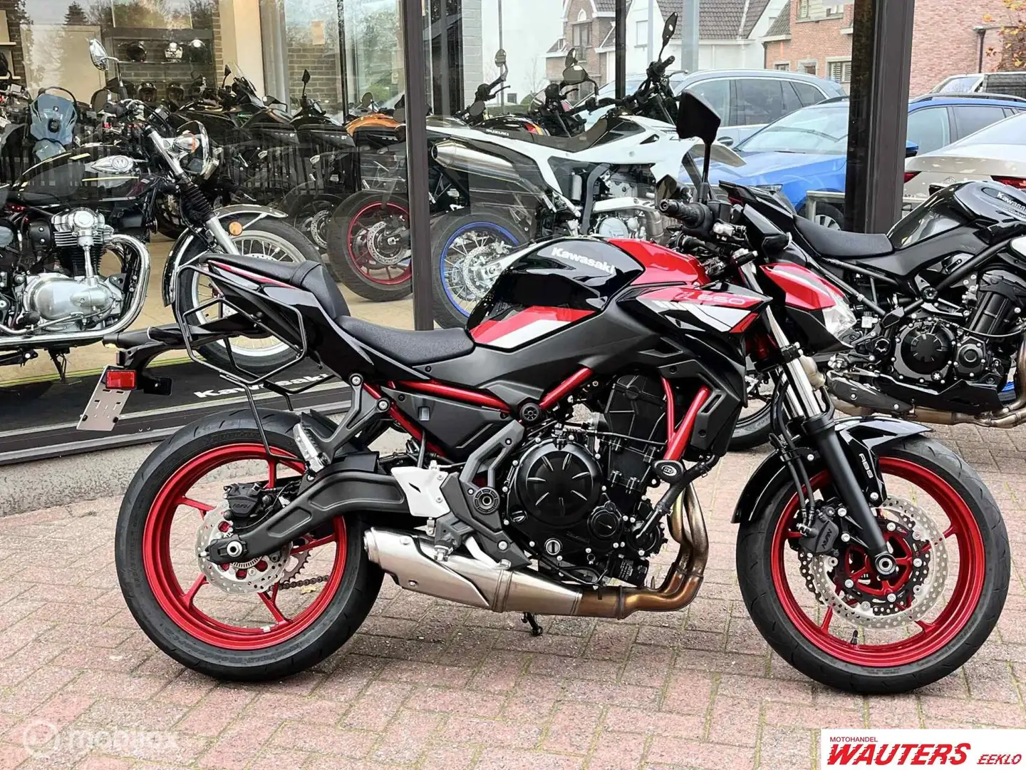 Kawasaki Z 650 Noir - 2