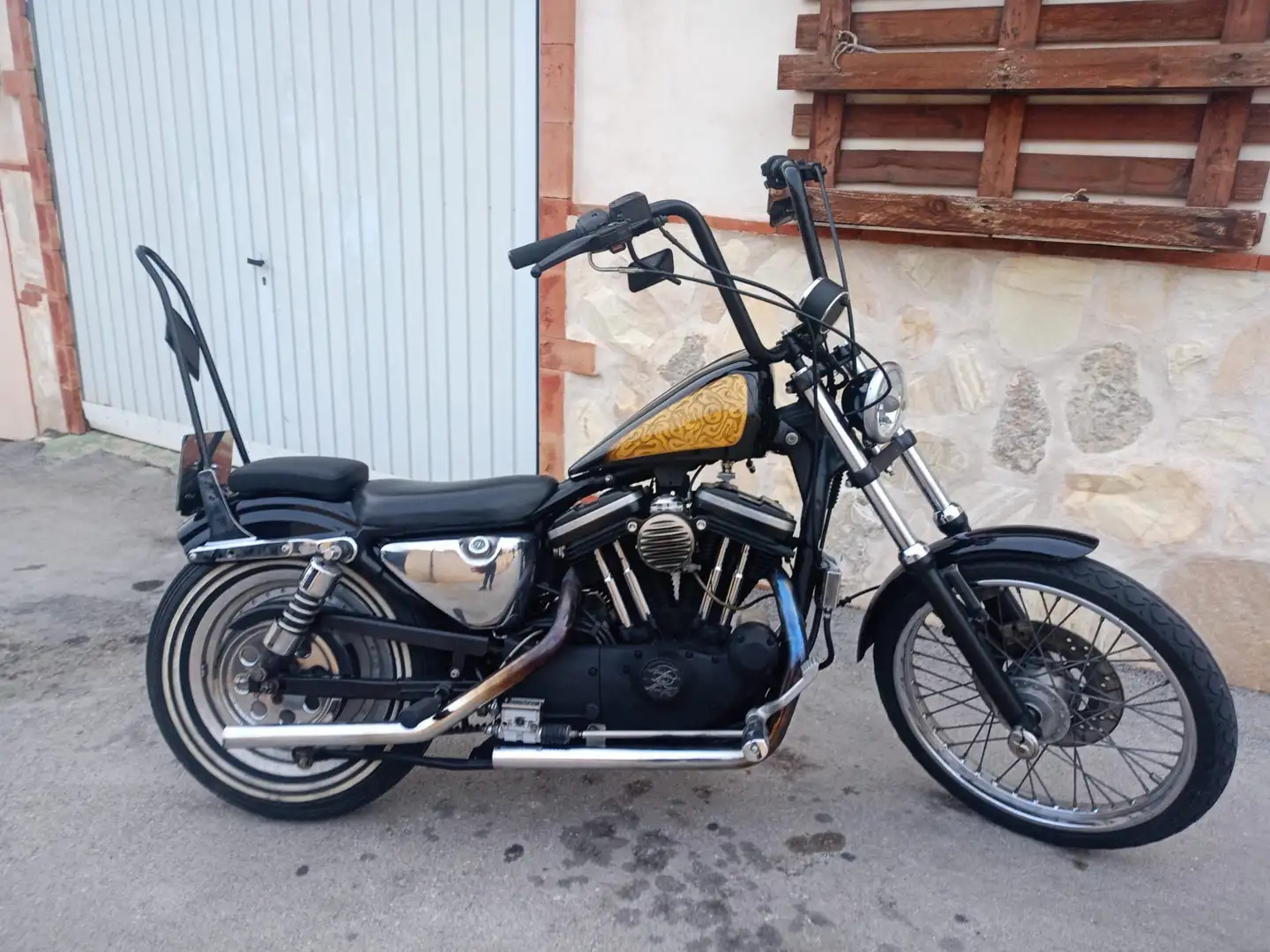 Harley-Davidson Sportster XL 883 - 1