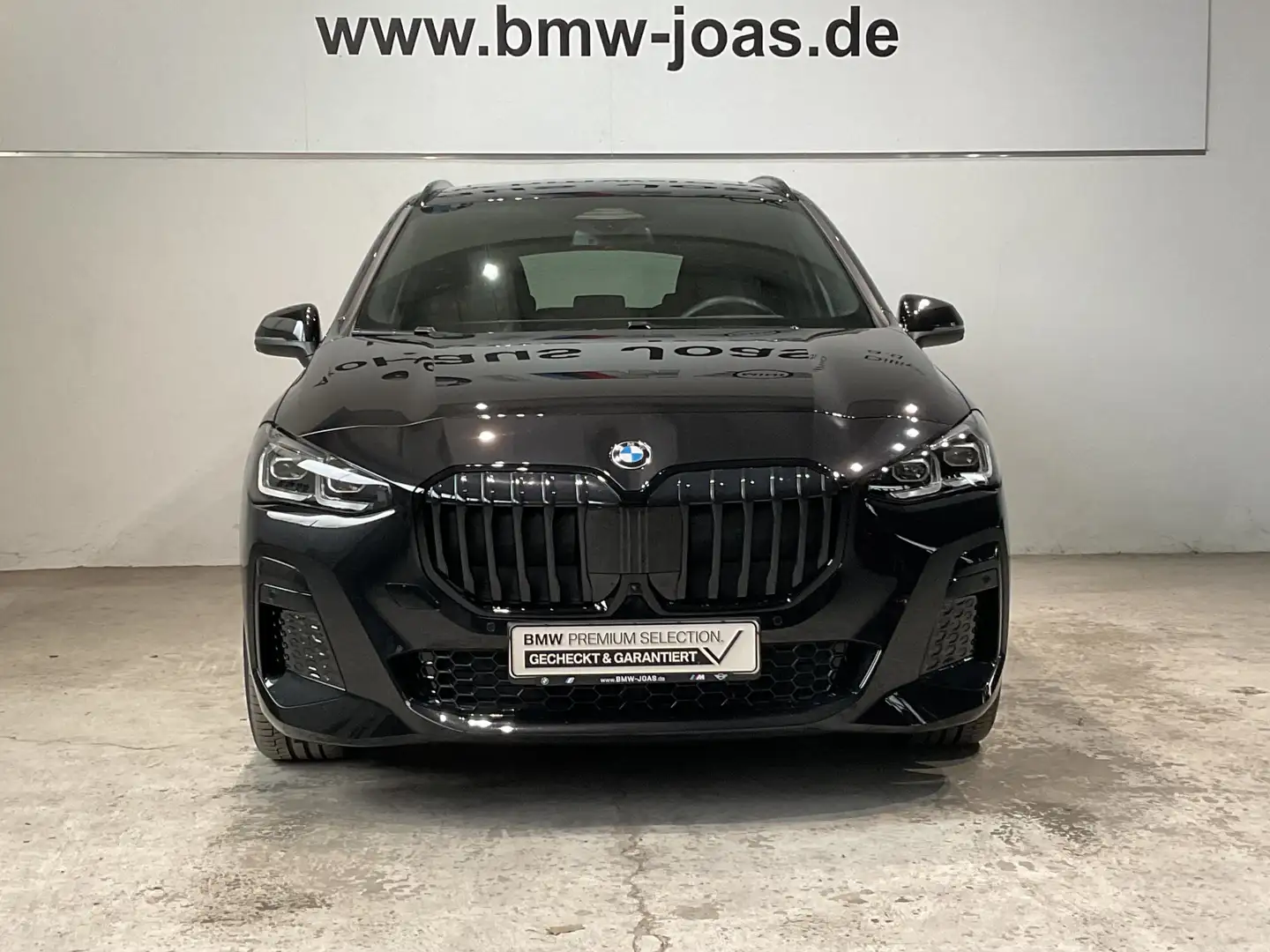 BMW 223 i M Sportpaket Pano.Dach Aktivsitz Černá - 2