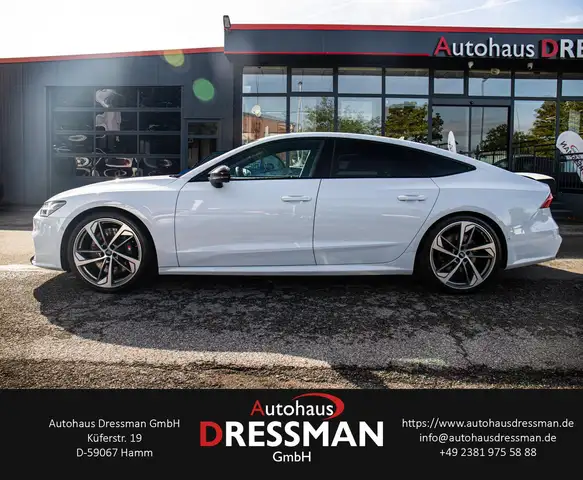 Audi S7 view 7