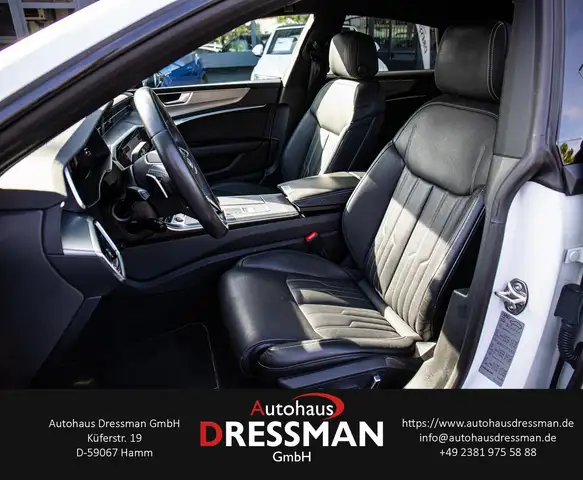Audi S7 view 11