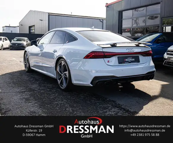 Audi S7 view 6