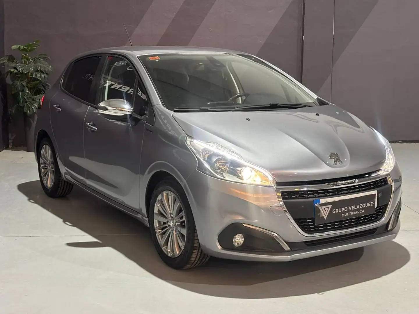Peugeot 208 1.5 BlueHDi S&S Active 100 Gris - 2
