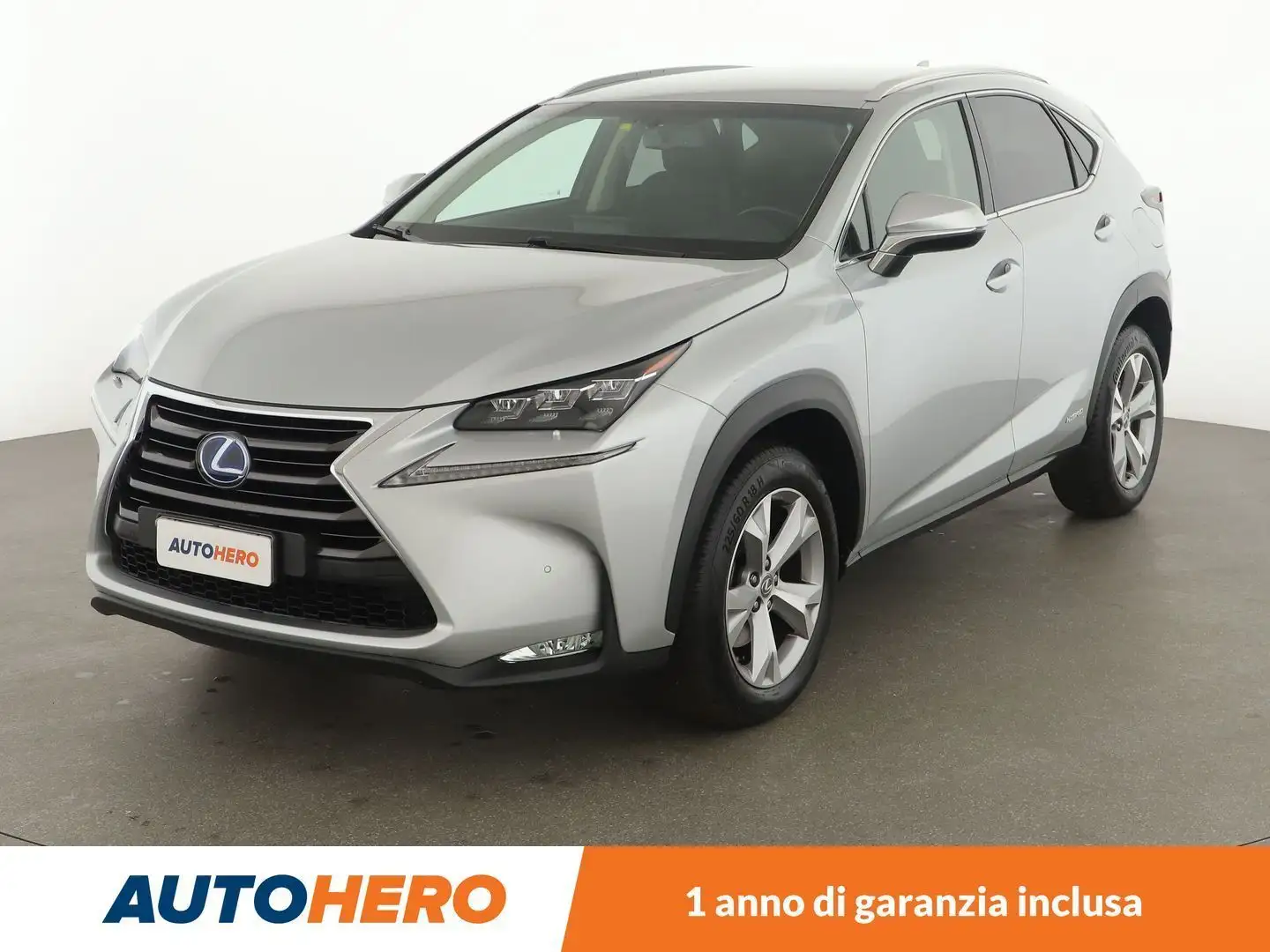 Lexus NX 300h NX 300h Luxury  FHEV 4WD Argent - 1