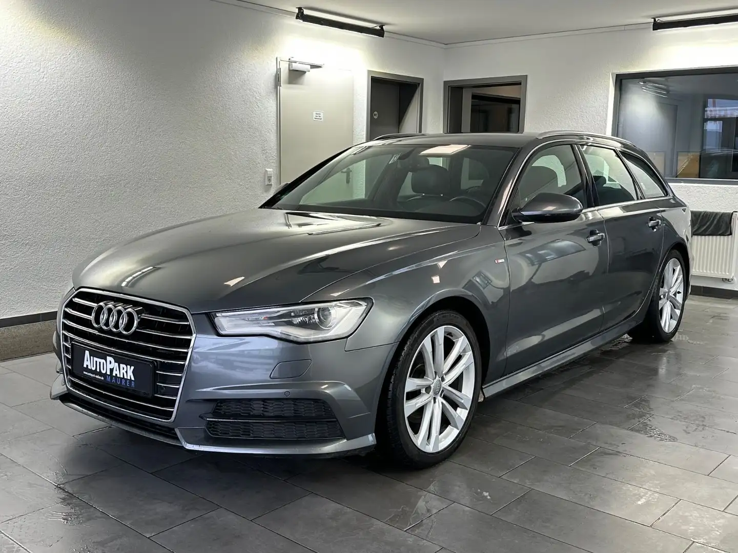 Audi A6 Avant 2.0 TDI ultra S Line*PDC*Kamera* Grau - 2