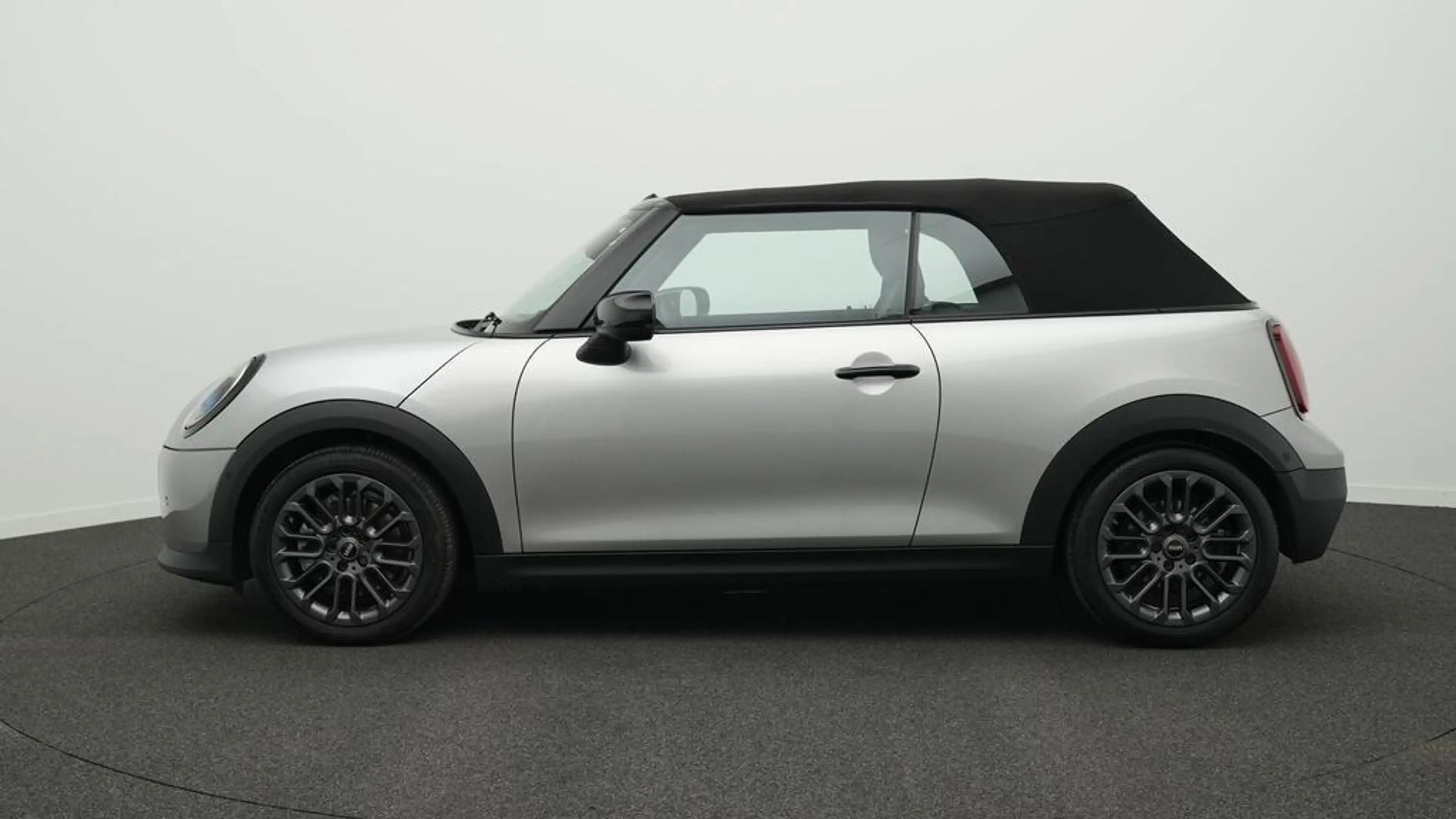 MINI Cooper C Cabrio Classic Trim — photo 3