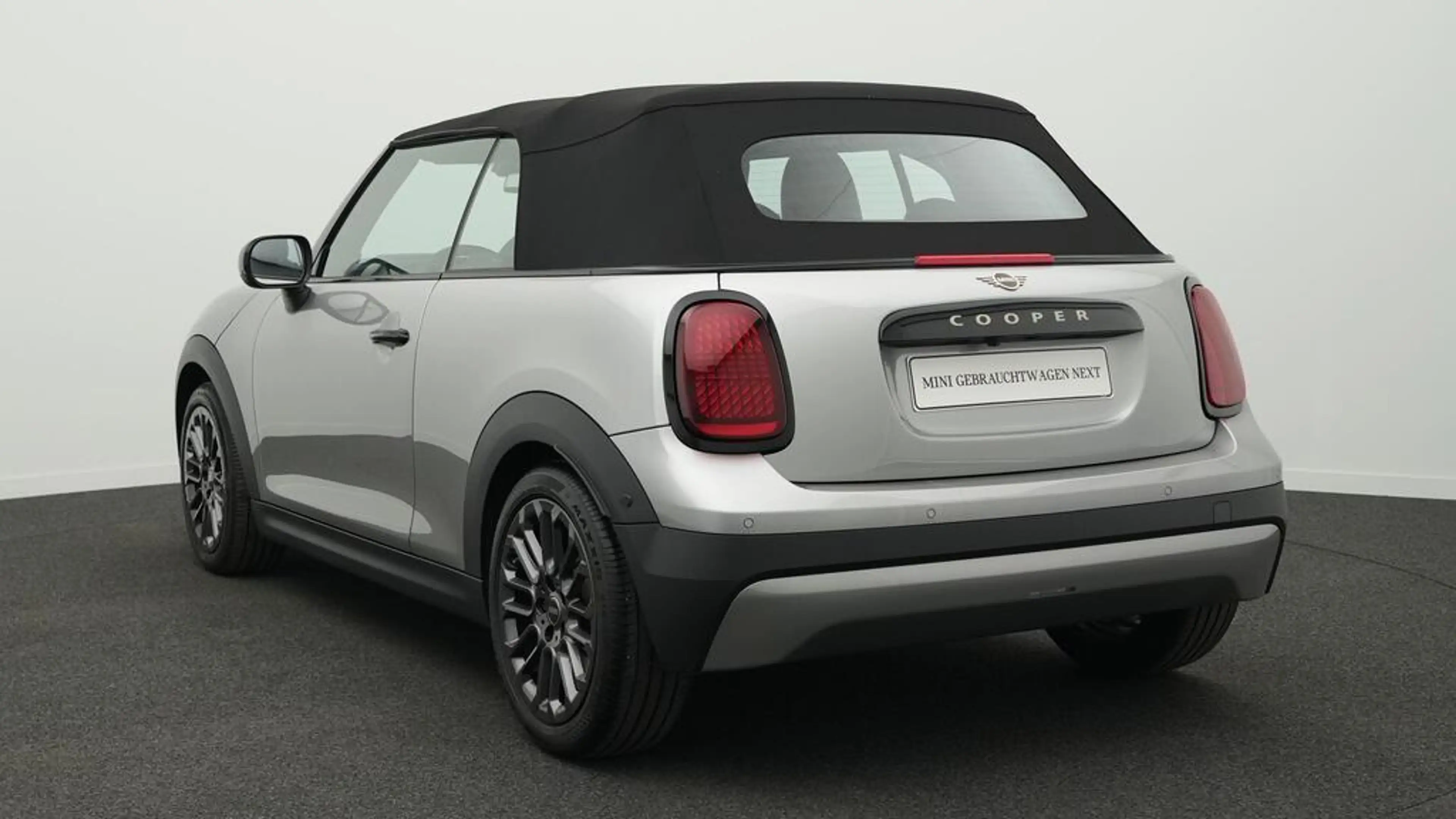 MINI Cooper C Cabrio Classic Trim — photo 7