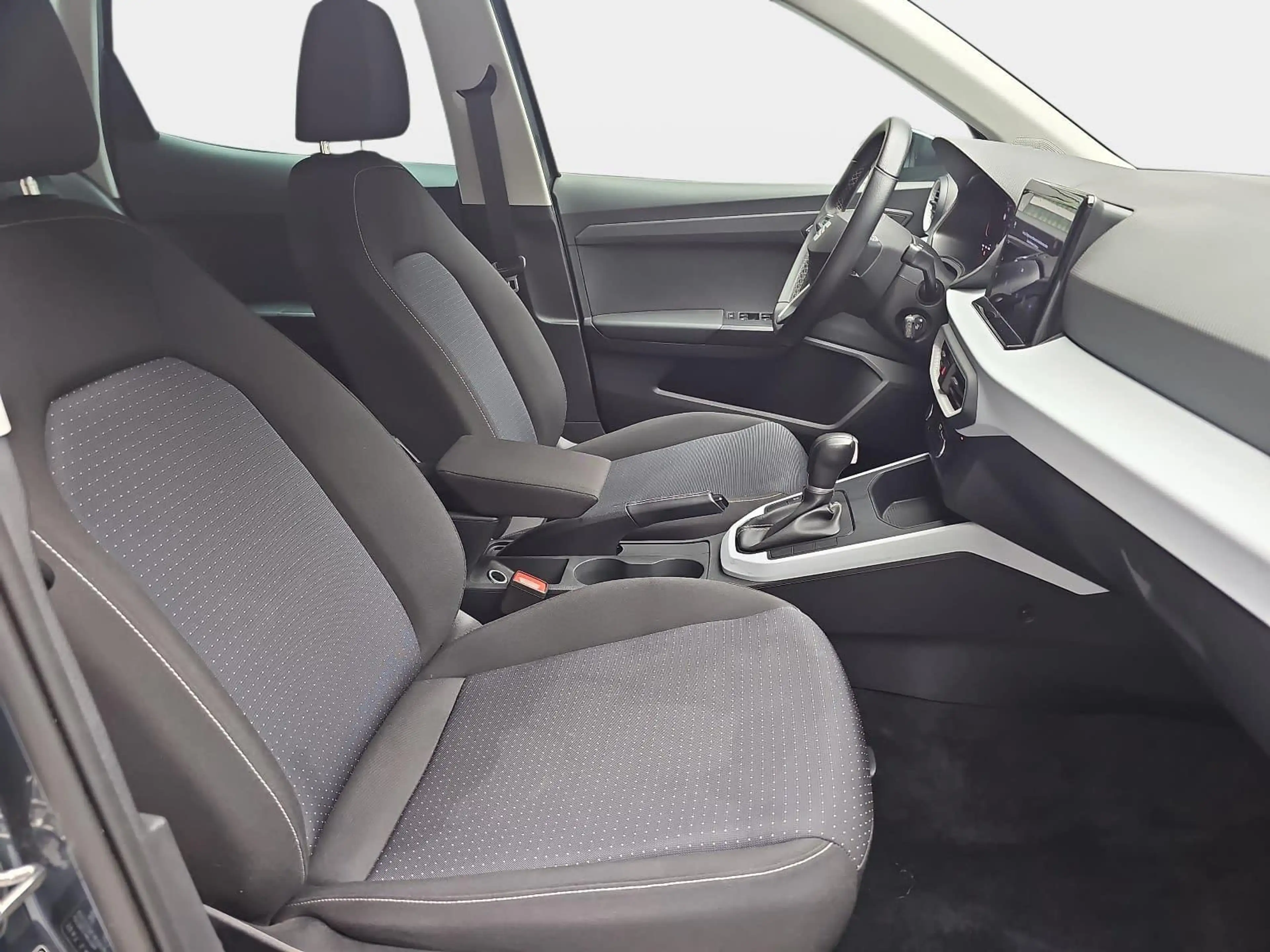SEAT Arona ARONA 1.0 TSI DSG STYLE NAVI LED PDC LM — photo 17