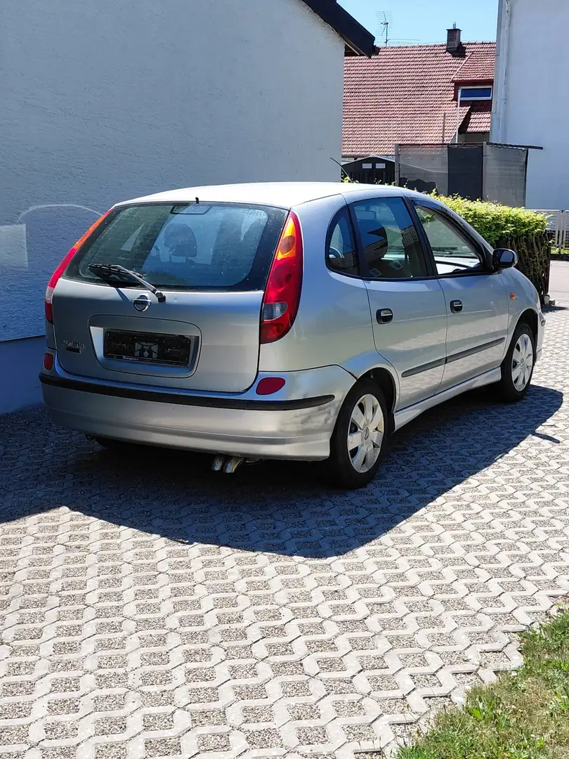 Nissan Almera Tino acenta PLUS - 2