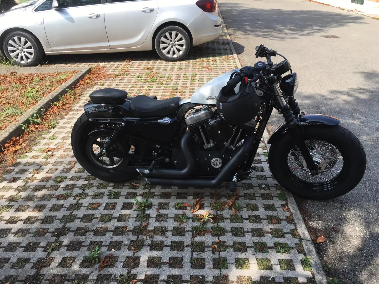 Harley-Davidson Sportster 1200 Чорний - 2