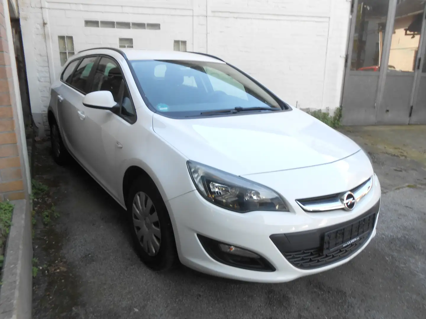 Opel Astra 1.6 CDTI Sports Tourer Edition / Navi Blanc - 2