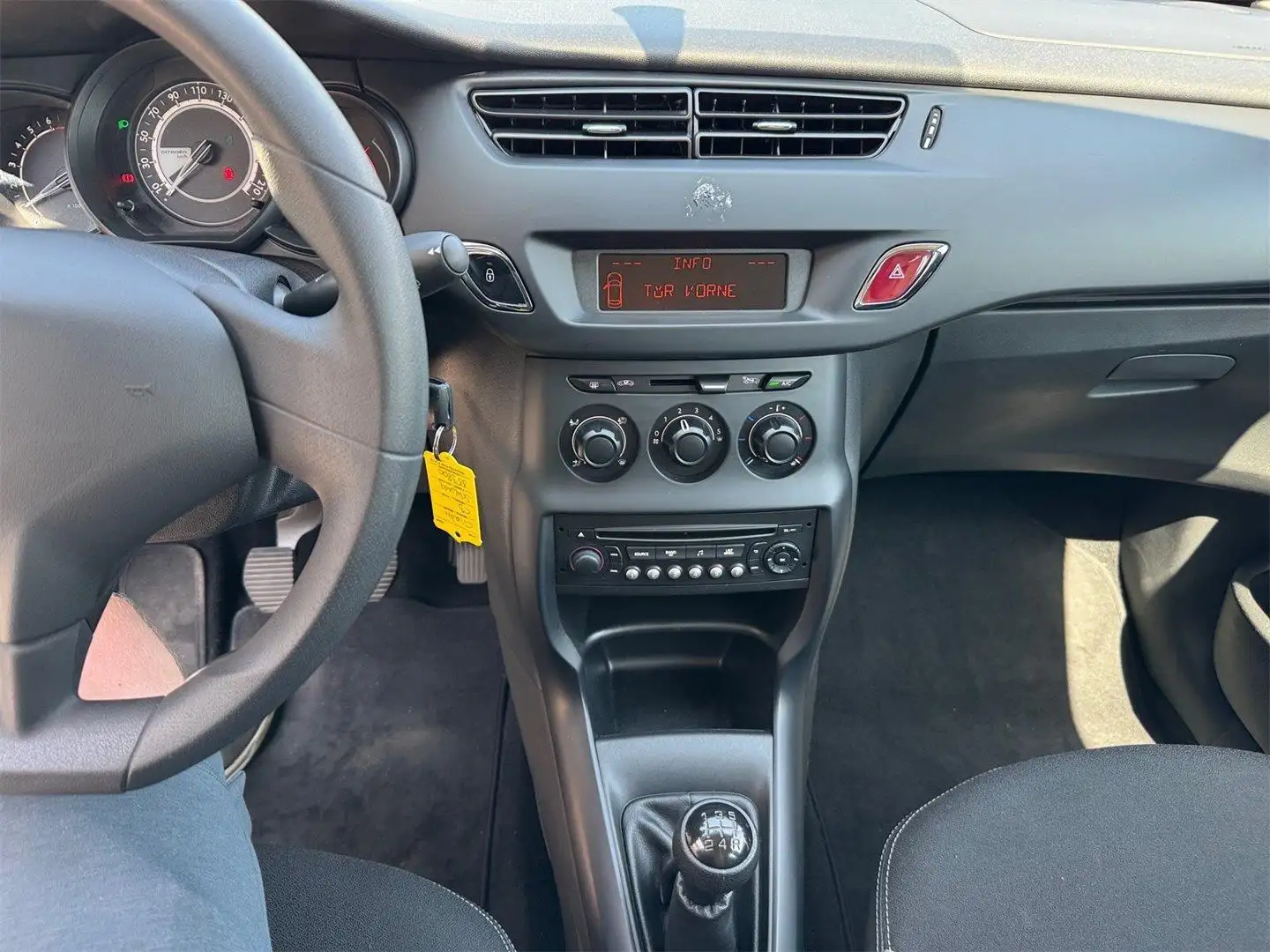 Citroen C3 VTi 68 Flash Schwarz - 2