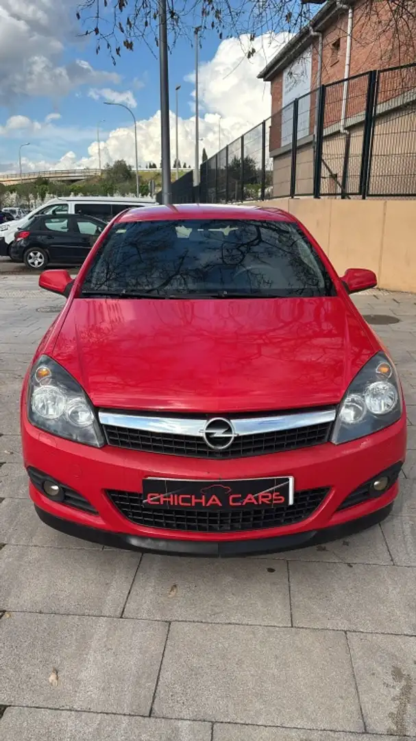 Opel Astra GTC 1.6 Sport - 2