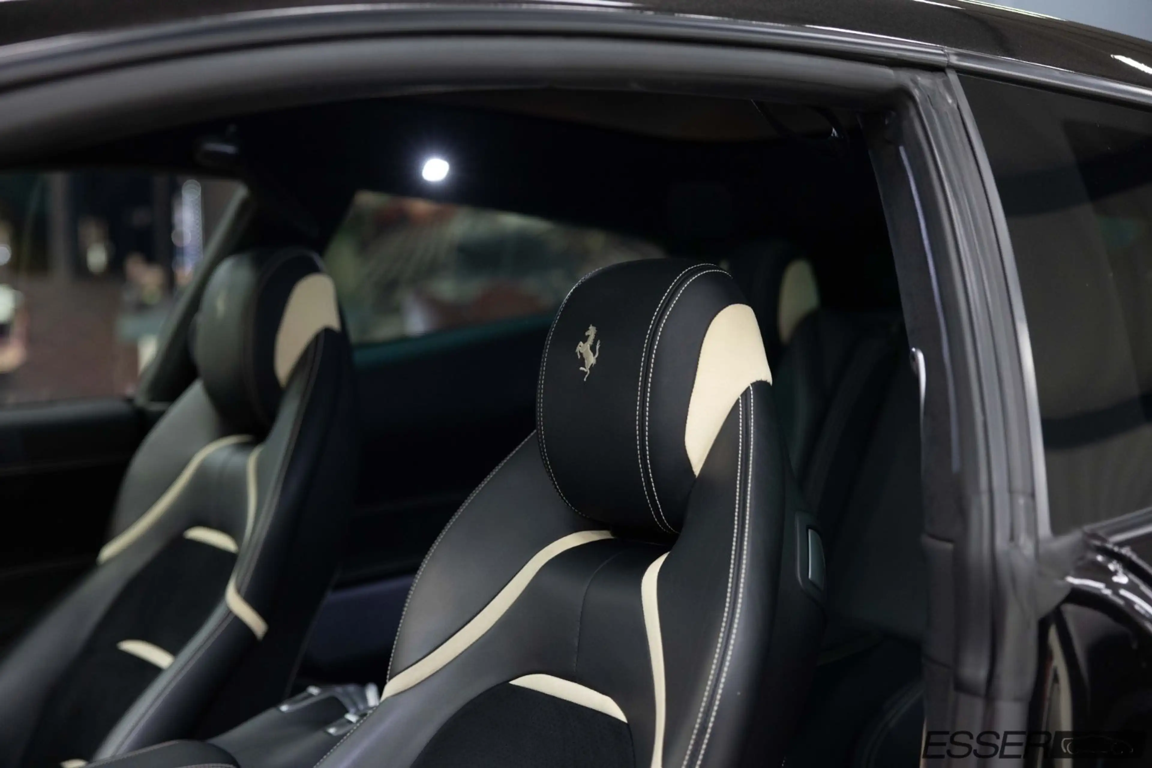 Ferrari GTC4 Lusso GTC4 Lusso 3.9 V8 T DCT | Carbon | Novitec — photo 11