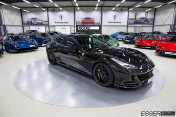 GTC4 Lusso 3.9 V8 T DCT | Carbon | Novitec