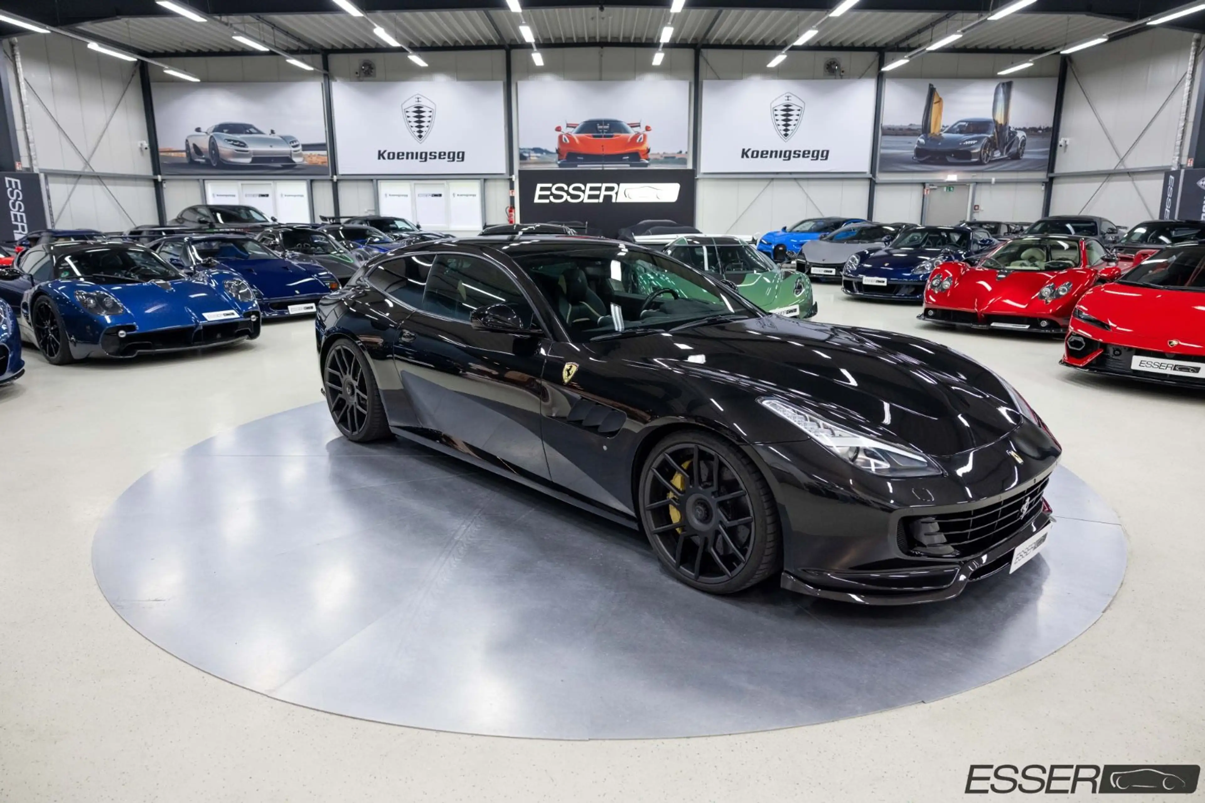 Ferrari GTC4 Lusso GTC4 Lusso 3.9 V8 T DCT | Carbon | Novitec