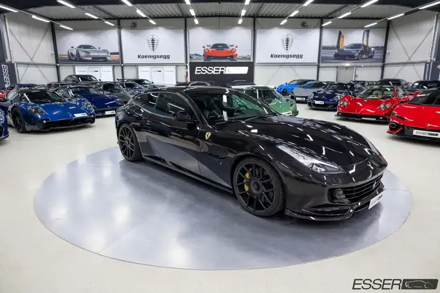 Ferrari GTC4 Lusso GTC4 Lusso 3.9 V8 T DCT | Carbon | Novitec