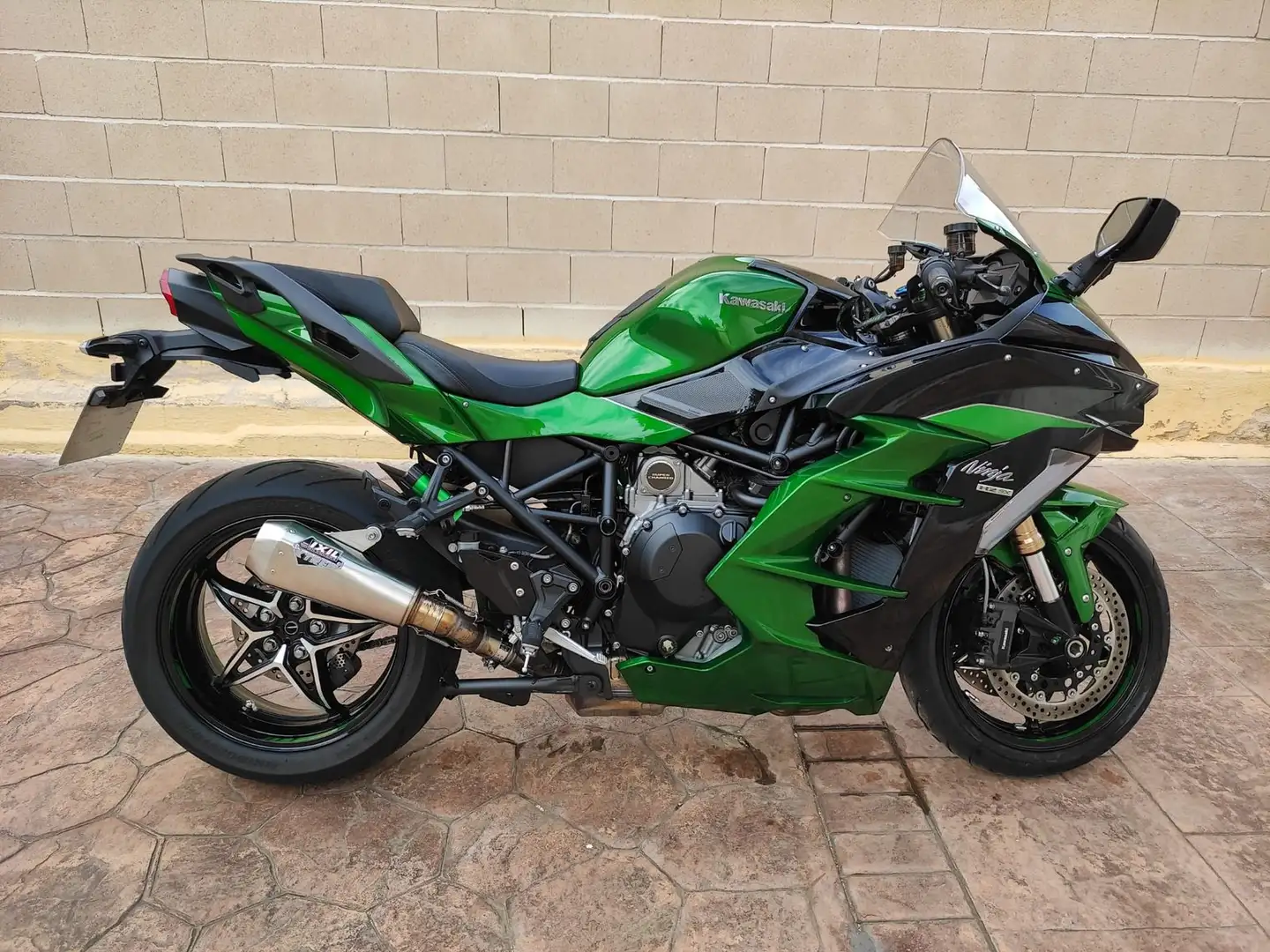 Kawasaki Ninja H2 SX SE Verde - 1